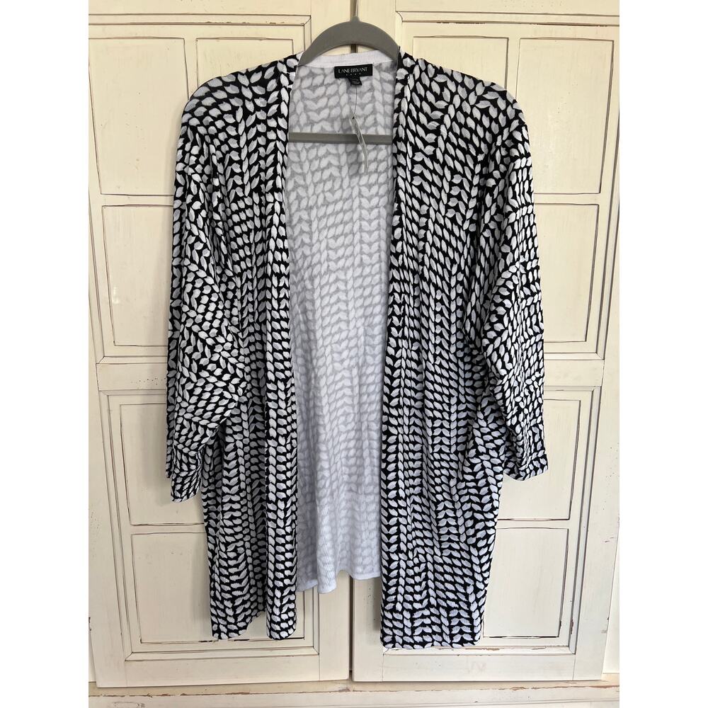 NWT Lane Bryant size 22/24 black and white lightweight cardigan sweater
